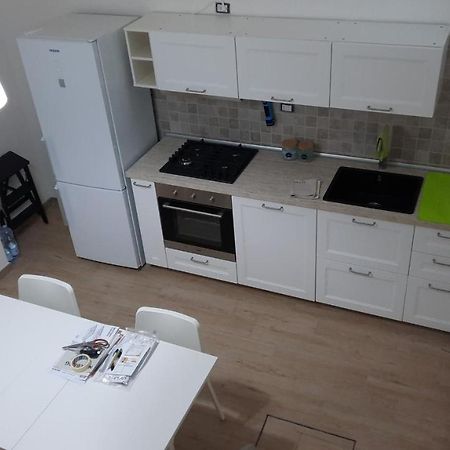 Casuzza A 200M Dalla Spiaggia 포쟐로 외부 사진